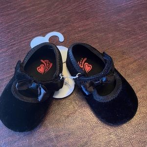NEW - Baby Girl Black Velour Dress Shoes